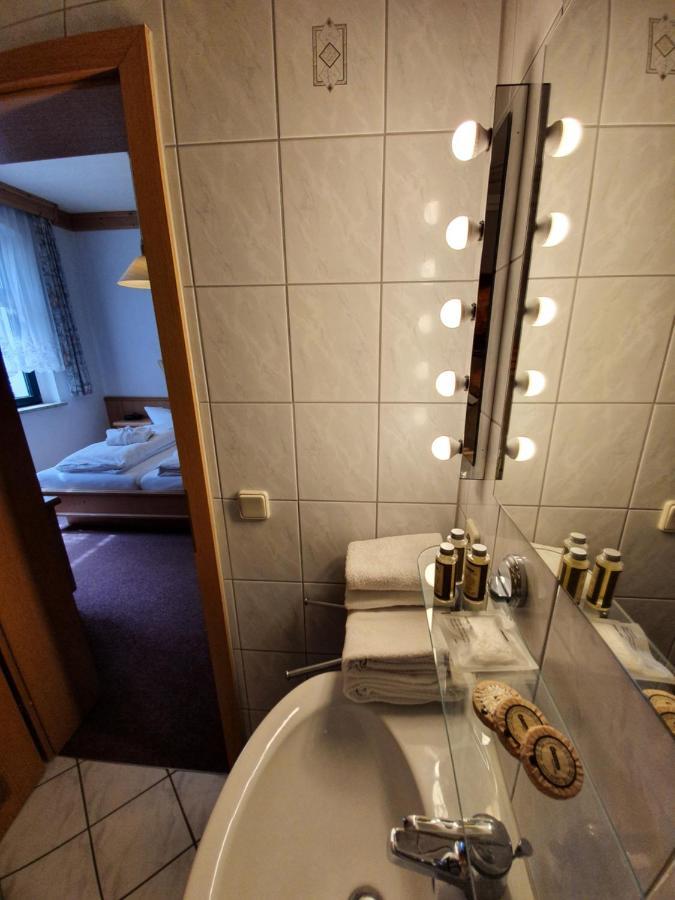 Hotel Stadt Олбернау Екстериор снимка