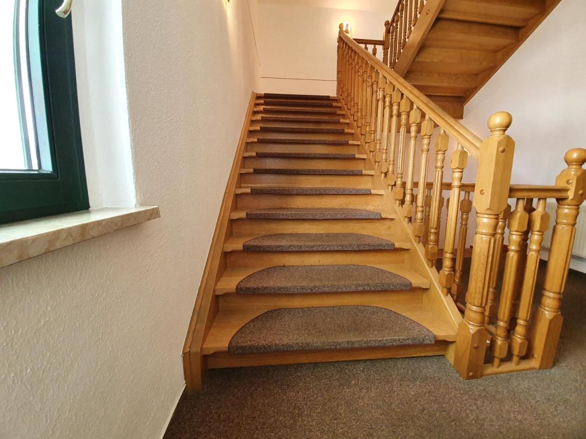 Hotel Stadt Олбернау Екстериор снимка